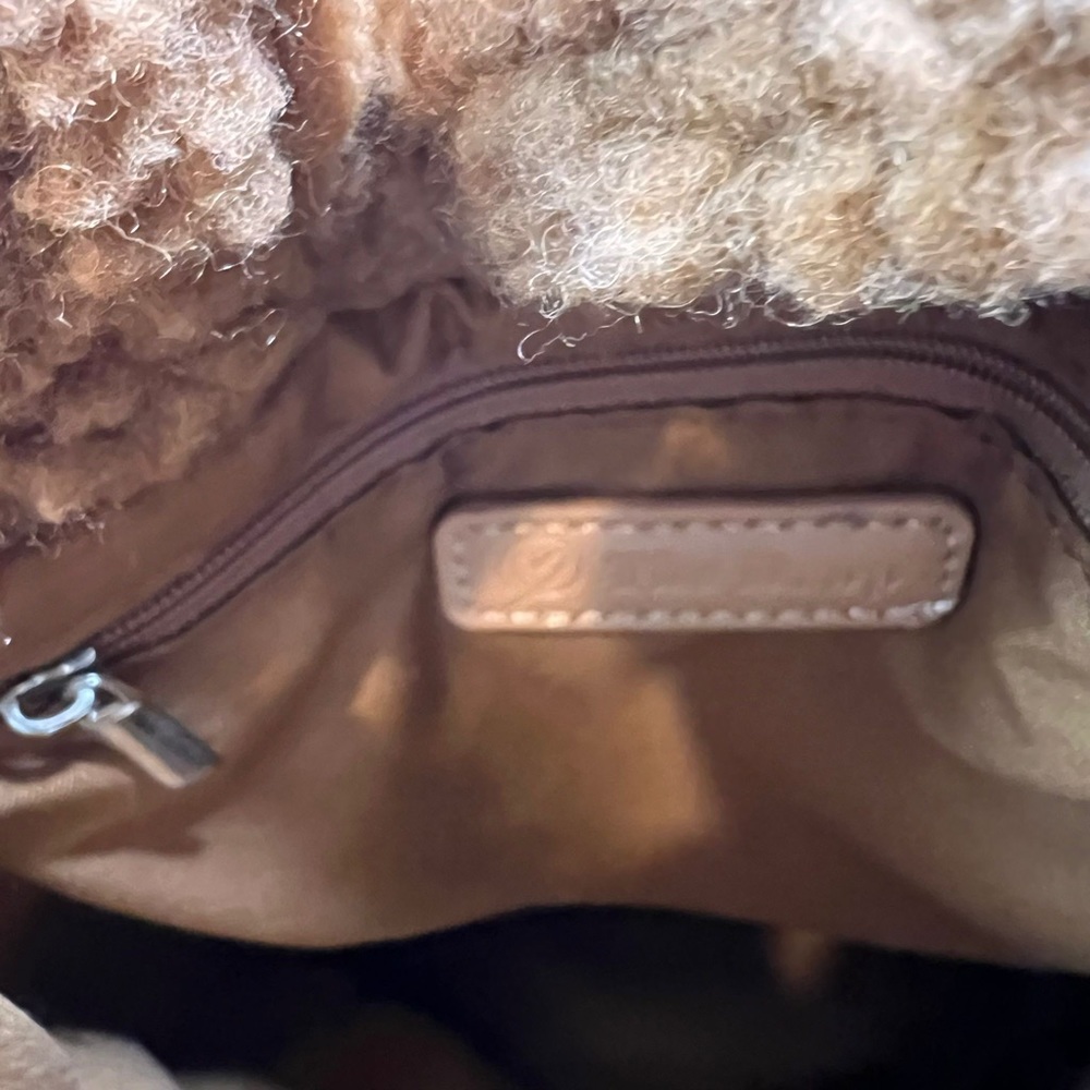 NWT The Drop Bella Small Tote Bag Camel Color Faux Fur A040324 - Picture 5 of 6